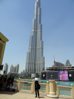 Wachoi_015_UAE_burj_khalīfah.jpg