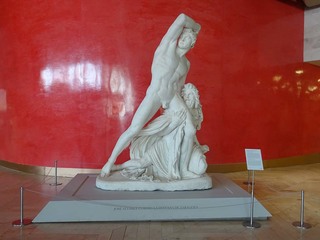 15-04-1077.jpg