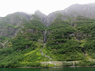 7-003-0607.jpg