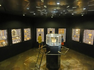7-007-2761.jpg