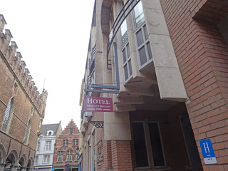 9-004-1206.jpg